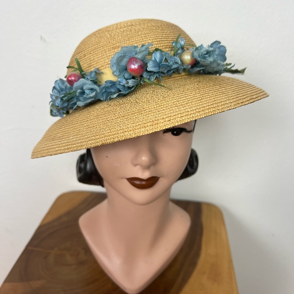 BLUE FLORAL 50’s 50s Cherries Berries & Pearls Vintage Straw Brimmed Sunhat Hat - Picture 3 of 16
